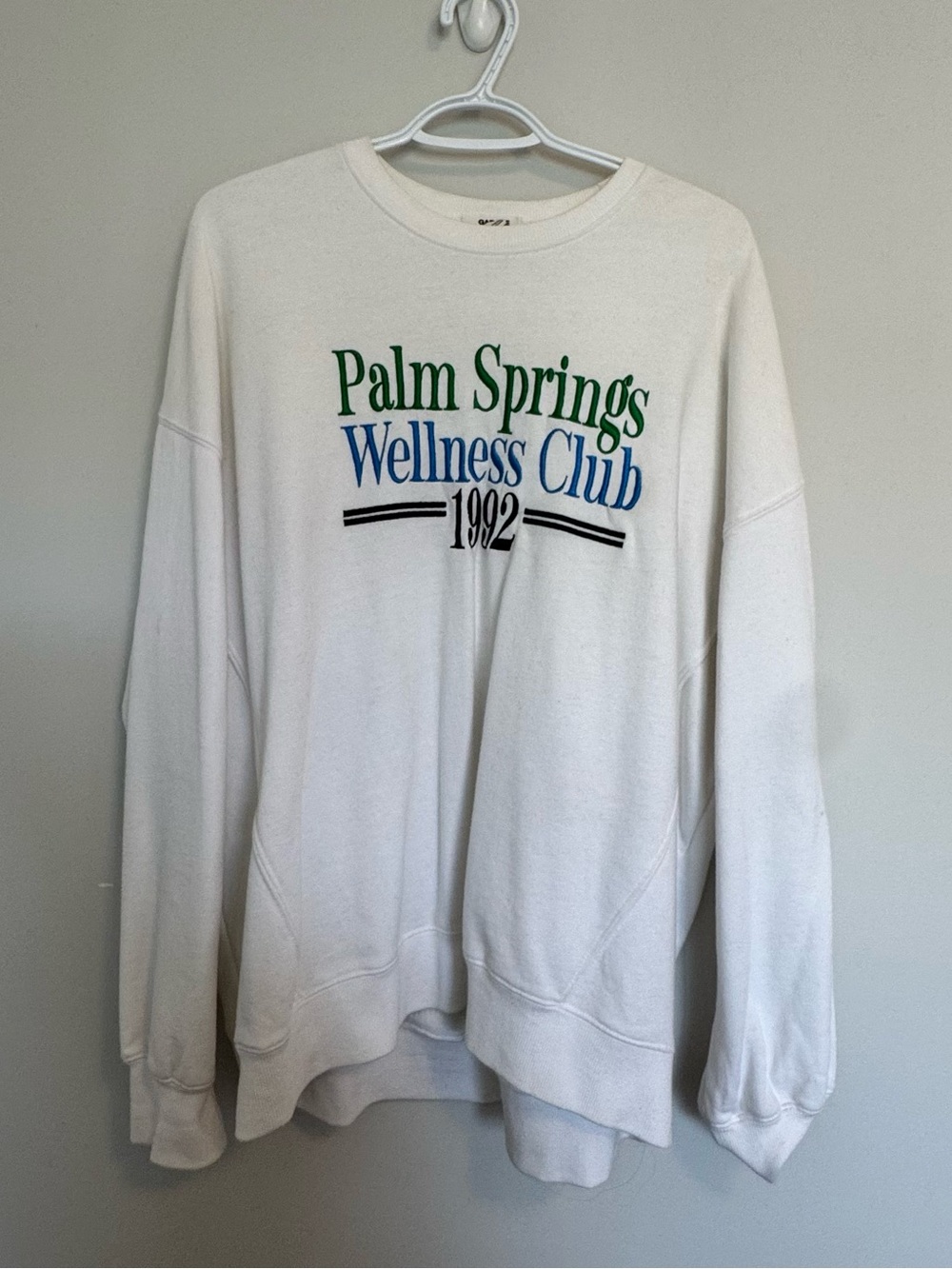 Retro Palm Springs Wellness Club 1992 White Graphic Sweatshirt